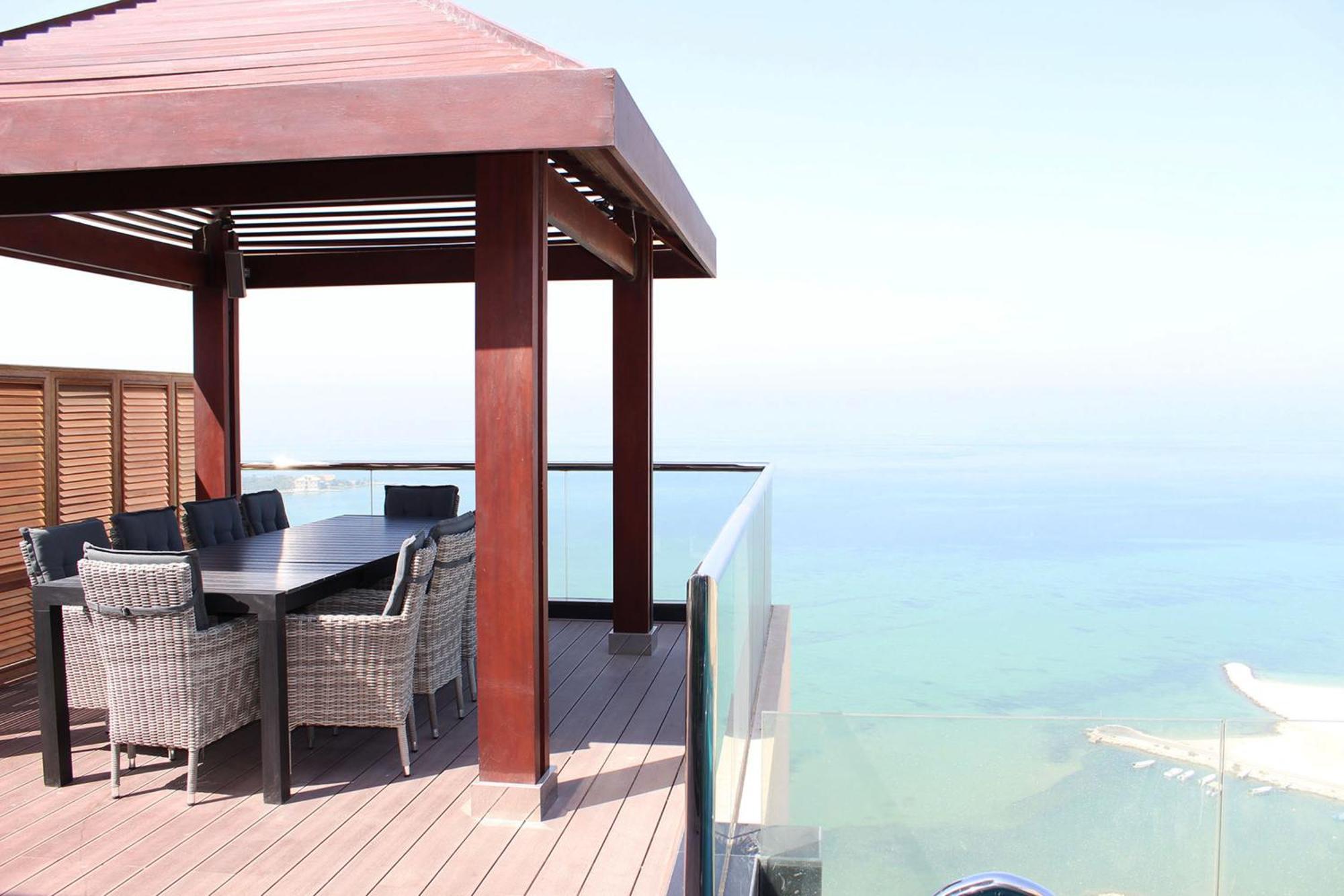 Lagoona Luxury And