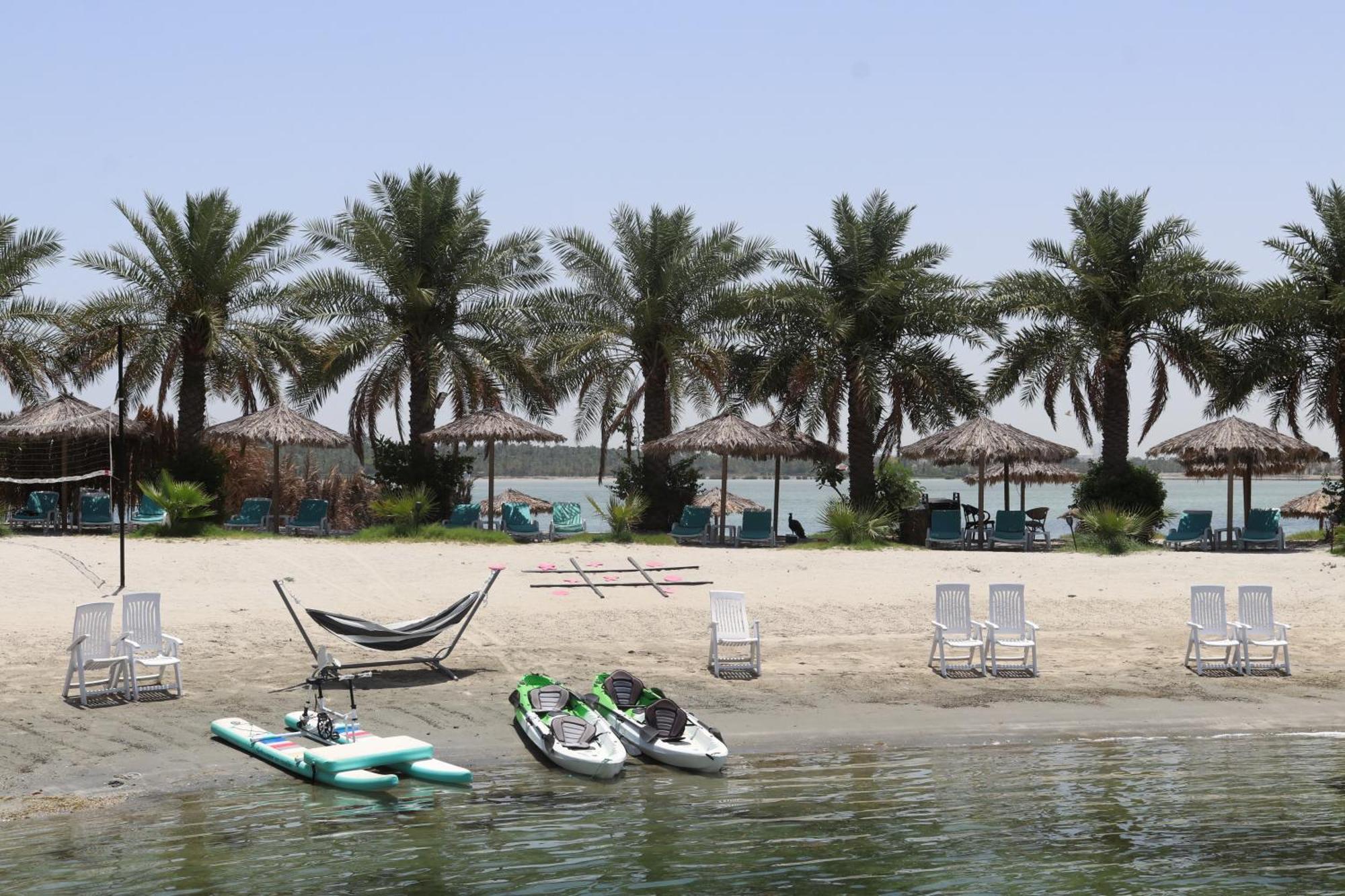 Lagoona Luxury And Manama