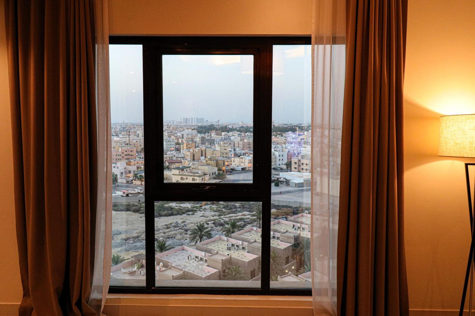 Lagoona Luxury And
